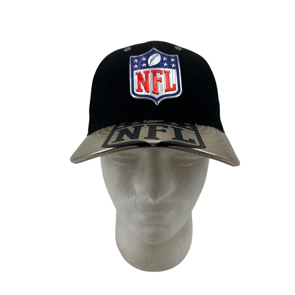 New Era NFL Hat Mens 6 7/8 Black Gold Metallic Spotlight 59FIFTY Fitted Cap